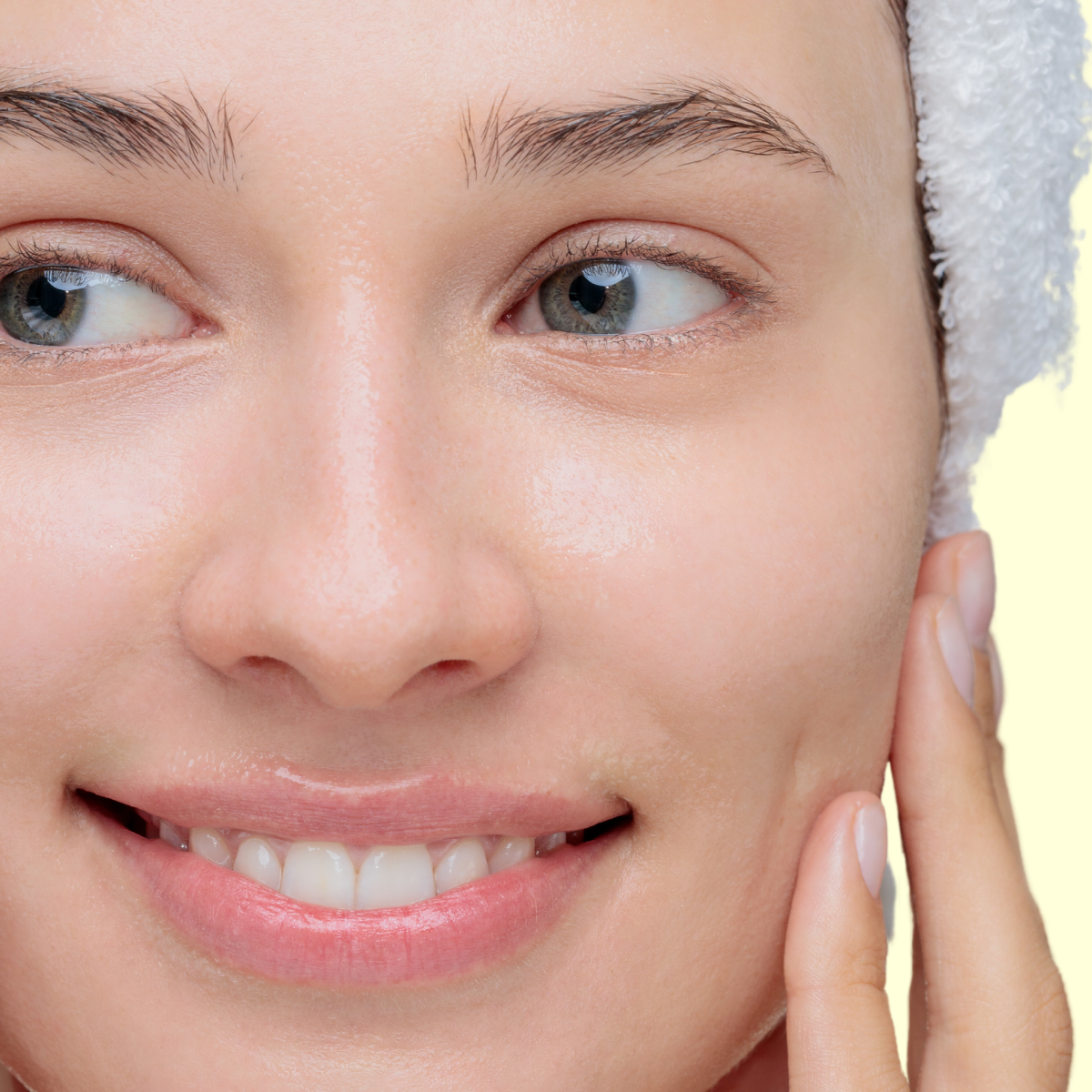 Quick absorption, non-greasy, non-comedogenic formula;